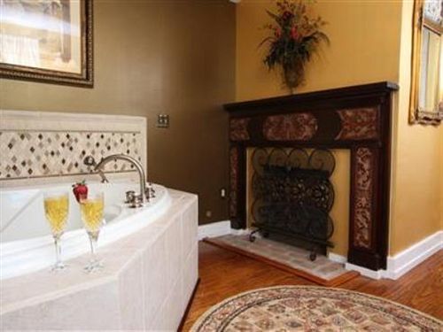 Chestnut Hill Bed & Breakfast Orange Pokoj fotografie